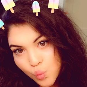 Meet your Posher, Angelina